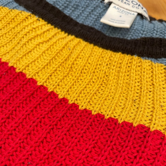 Juniors small Arizona Jean Co. striped sweater. - Picture 4 of 4